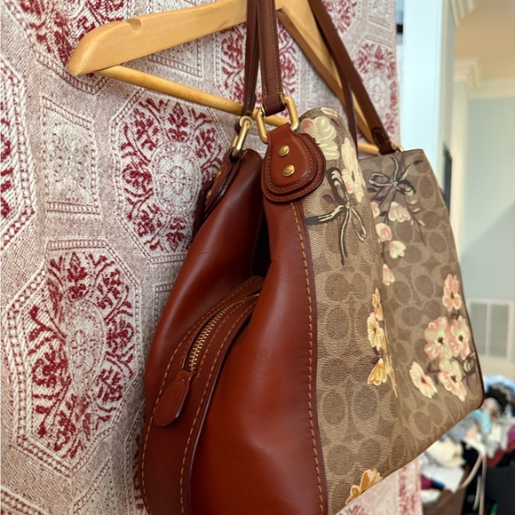 Coach Prairie Signature Edie Shoulder Bag - Picture 3 of 8